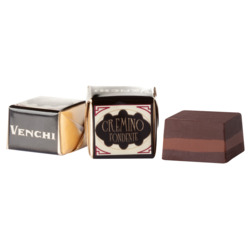 Cremino Extra Dark von Venchi, Schichtpraline Zartbitter mit Mandelpaste und dunkler Gianduia, lose, 1.000 g
