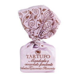 Trüffelpralinen mit Mandeln und Zartbitterschokolade, lose